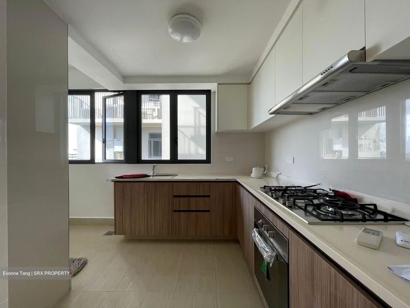 Hundred Palms Residences (D19), Condominium #607454851